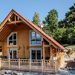 Bergwaldlodges Ferienhaus *