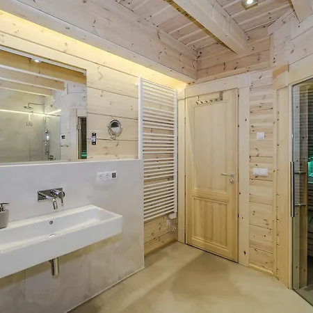 Bergwaldlodges Einklang & Blickfang * Ширке