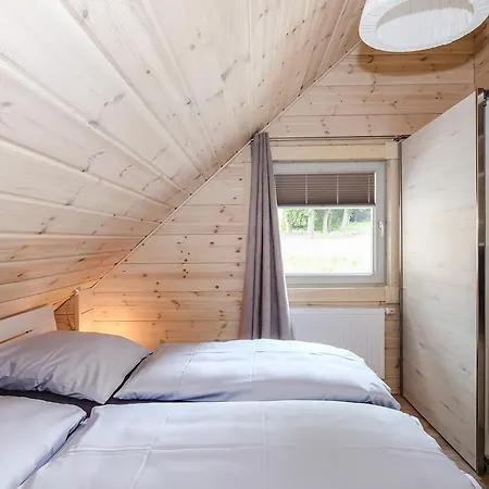 Bergwaldlodges Einklang & Blickfang Ширке