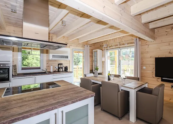 Bergwaldlodges Einklang & Blickfang Feriehus